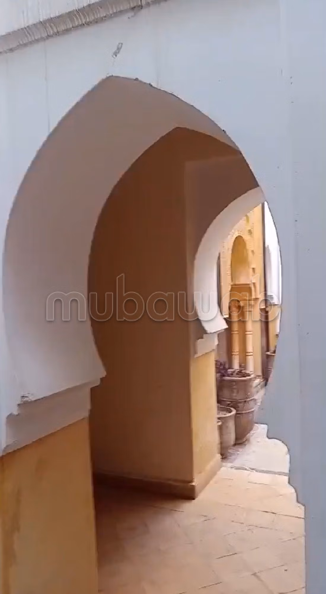 بيع رياض ب الجامع الكبير. المساحة الكلية 200 م². شرفة رائعة. 