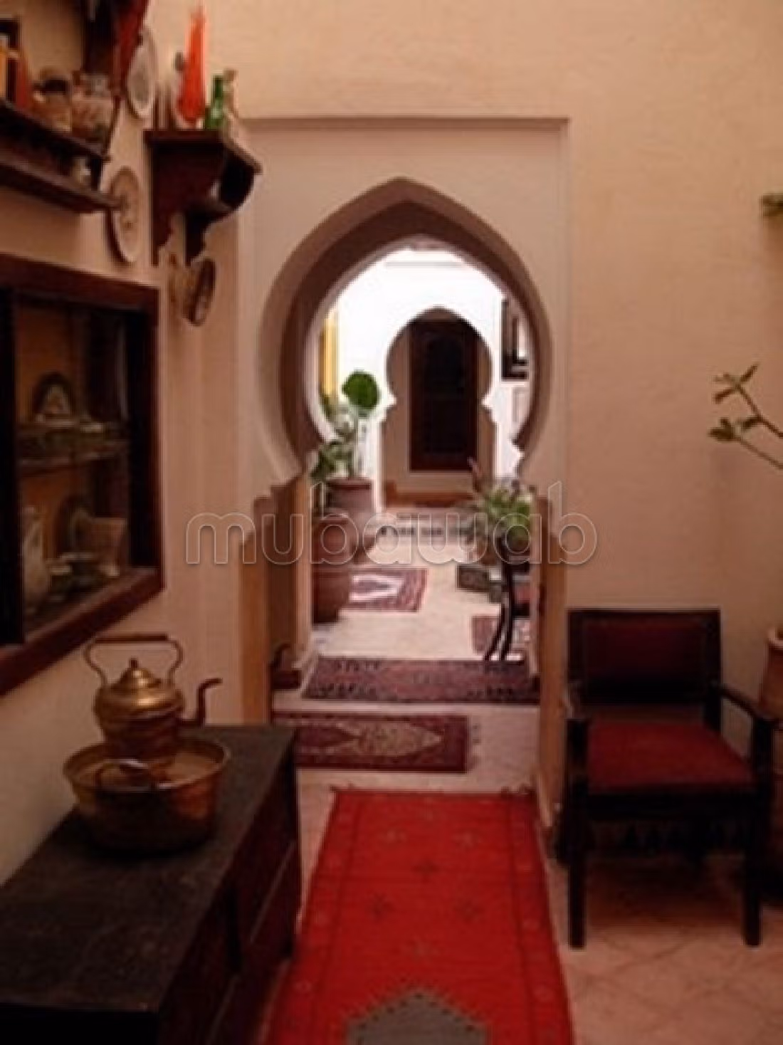 بيع رياض ب الجامع الكبير. المساحة الكلية 200 م². شرفة رائعة. 