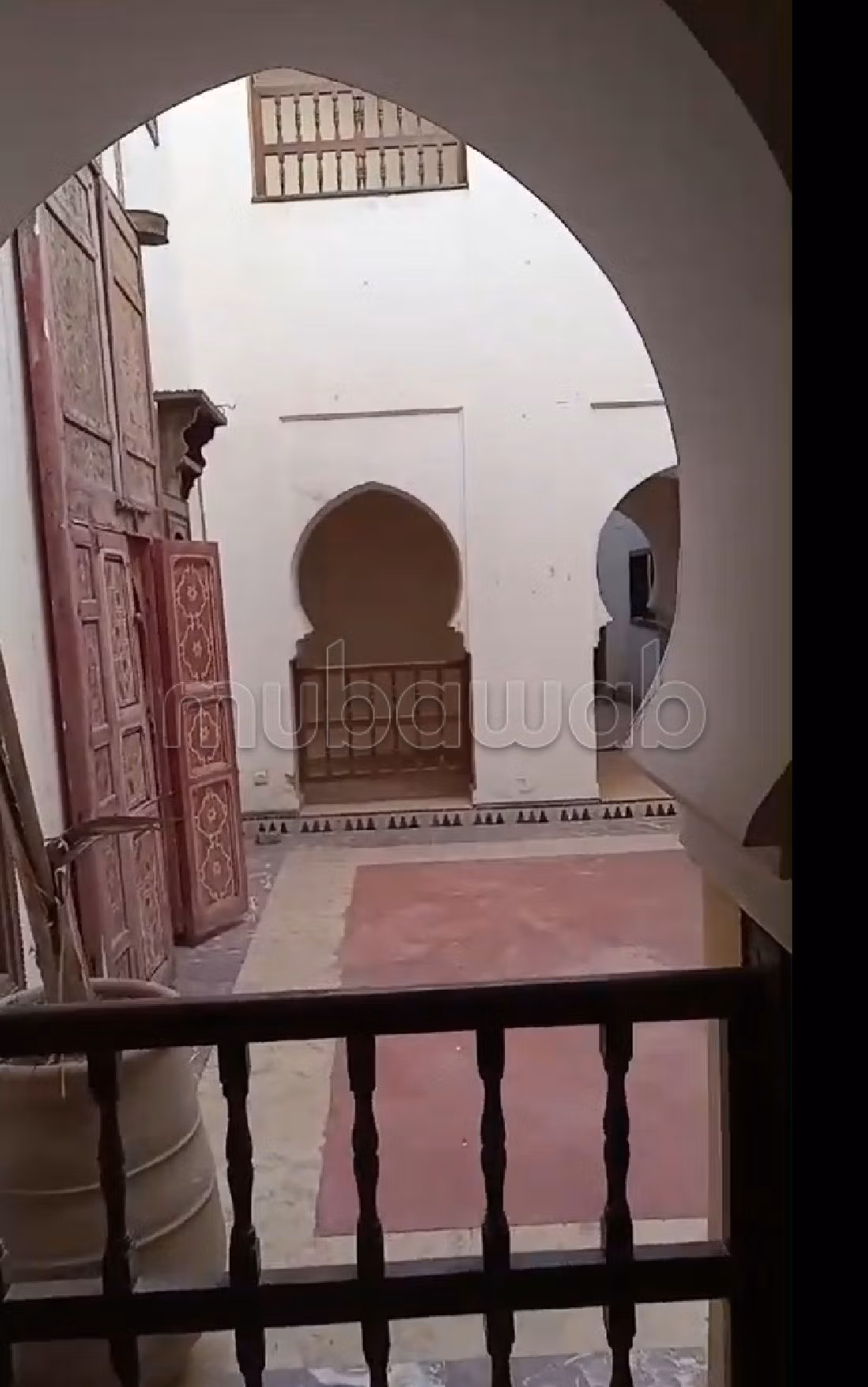 بيع رياض ب الجامع الكبير. المساحة الكلية 200 م². شرفة رائعة. 