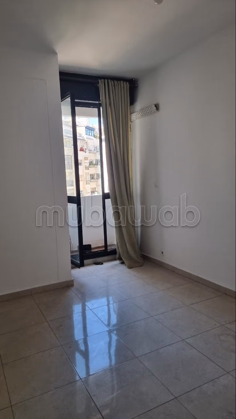 Apartment for sale in Les princesses. 4 rooms. Gardeners, With Lift