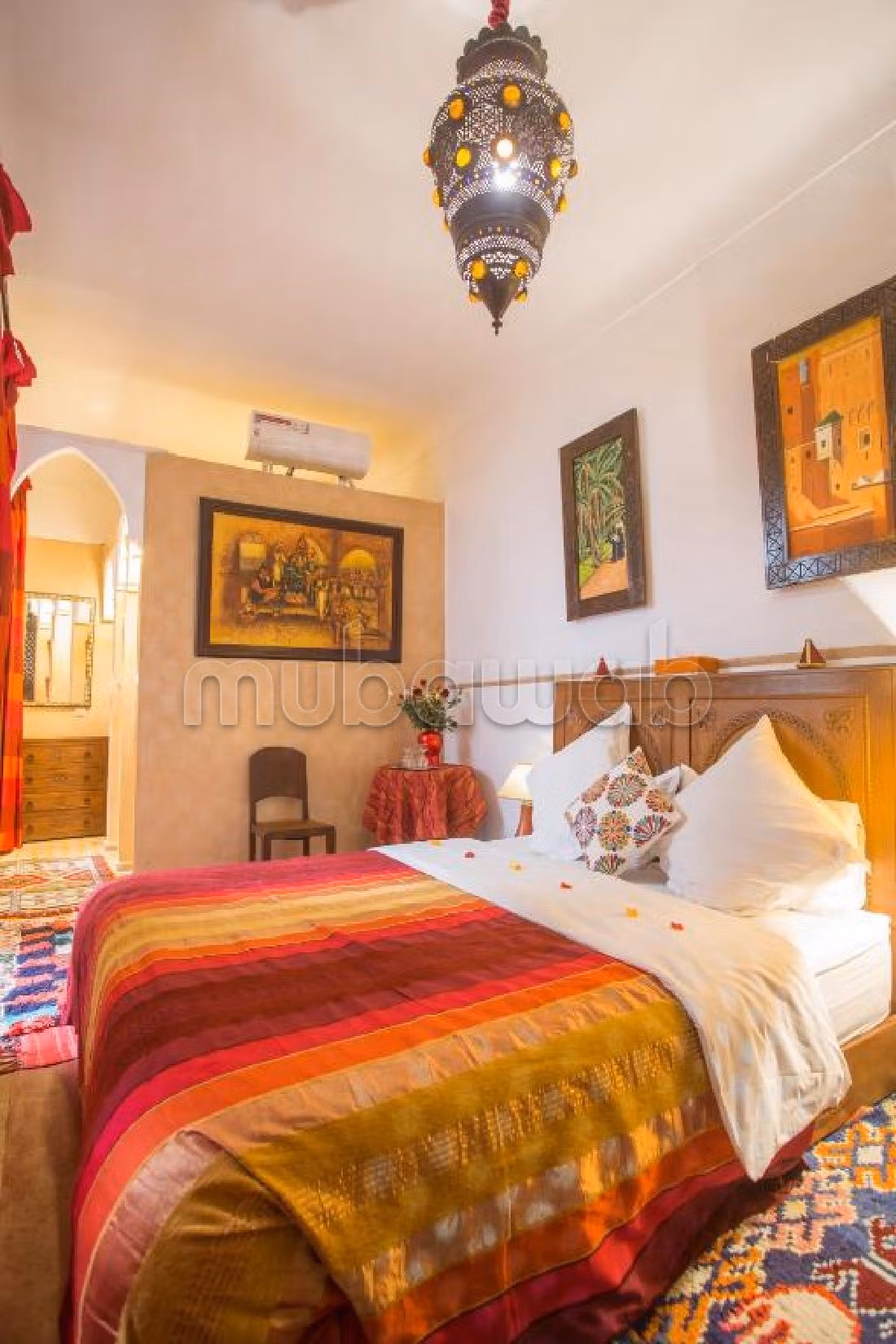 Vente riad maison d’hote renovee titree de 260m² hab avec 6 chambres à bab doukkala marrakech medina