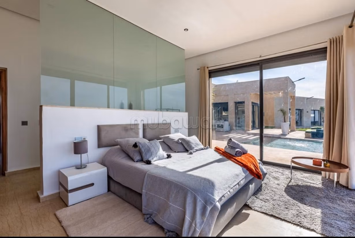 Te huur: villa's en luxe woningen in Plage Oued Cherrat. Oppervlakte 350 m². Garage en tuin