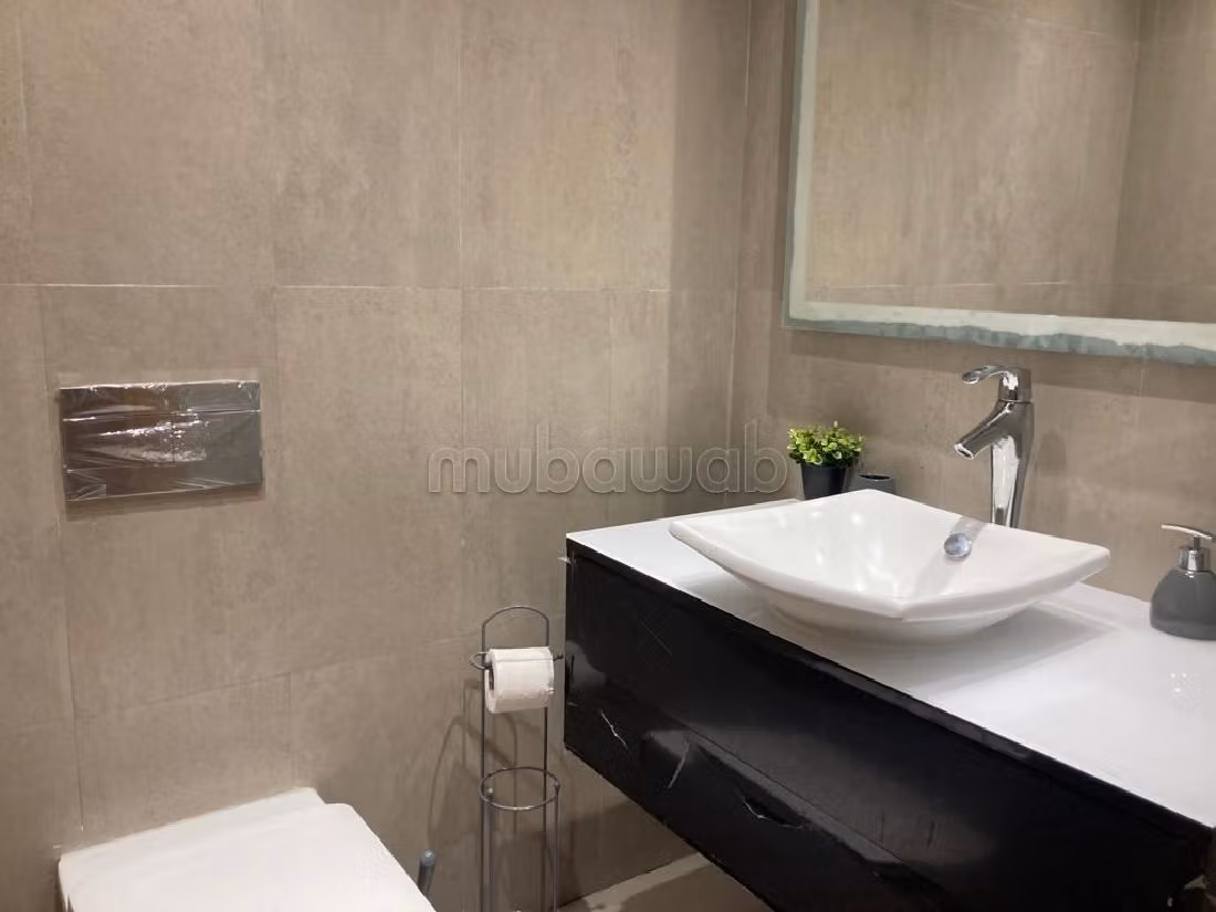 شقة رائعة للبيع ب الدار البيضاء مارينا. المساحة 138 م². مفروشة. 