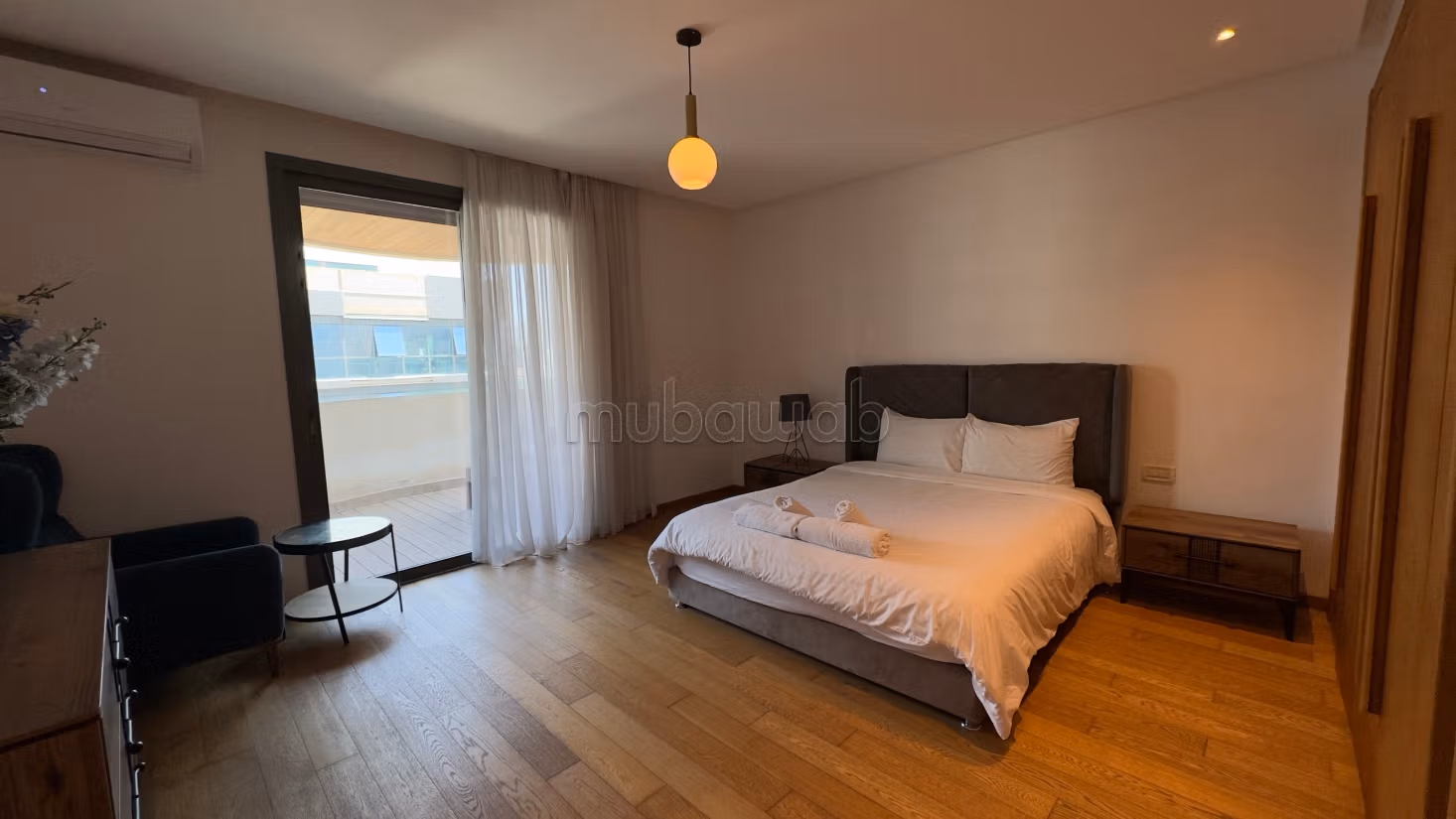 Bel appartement MEUBLÉ à vendre, vue mer, la marina — 5