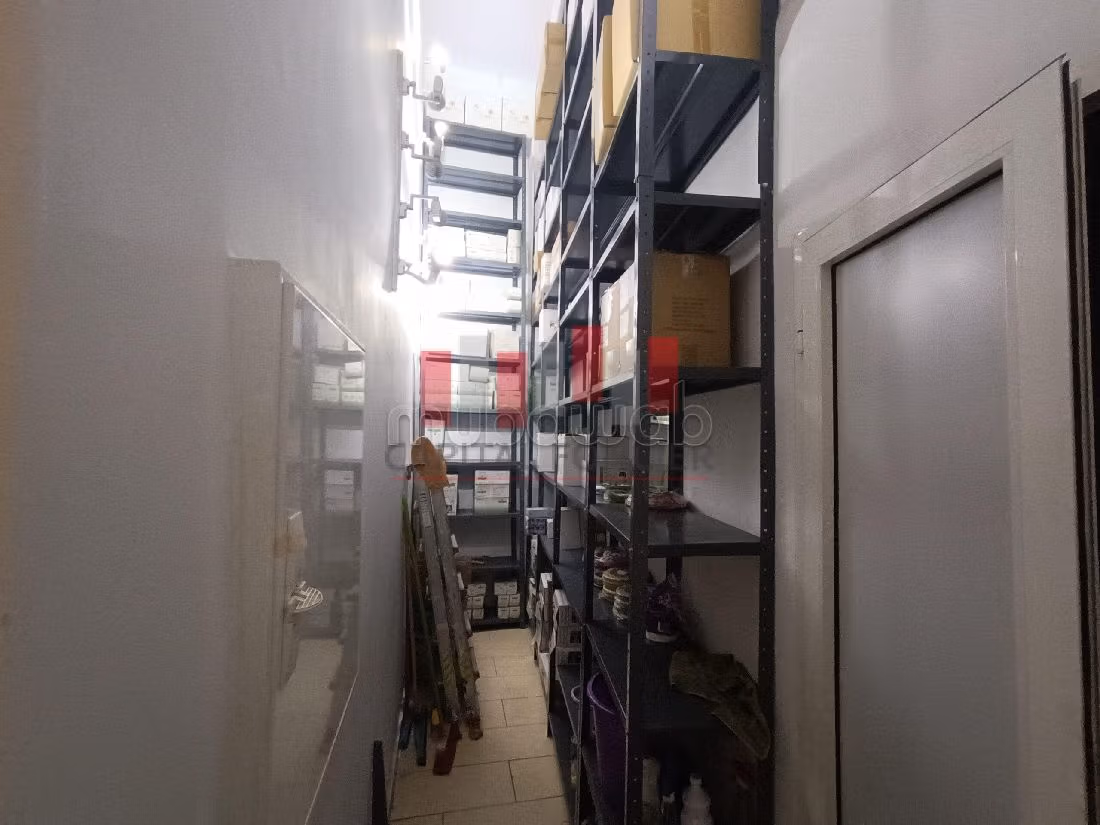 Affitta questo locale commerciale a Maârif Extension. Superficie 137 m²