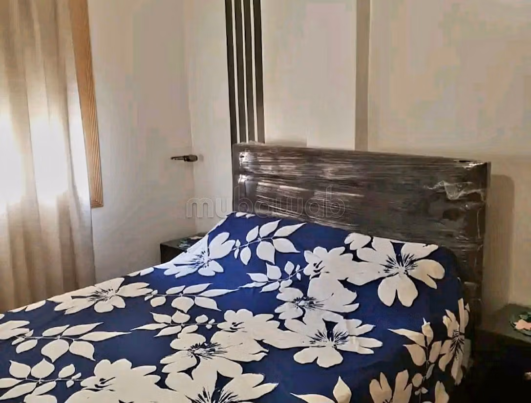 Huurappartementen in La prairie. 2 Ruimtes. Gemeubileerd.