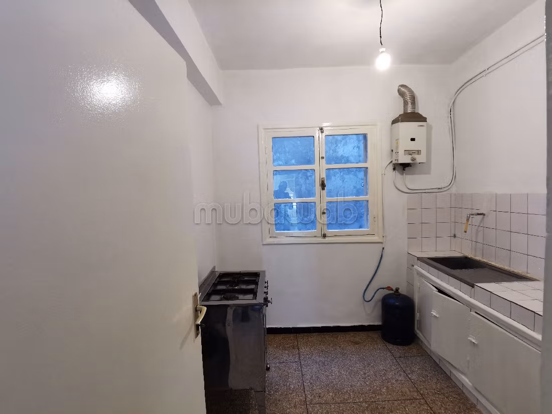 Magnífico piso en venta en Salmia 2.3 hermosas habitaciones. Puerta de seguridad