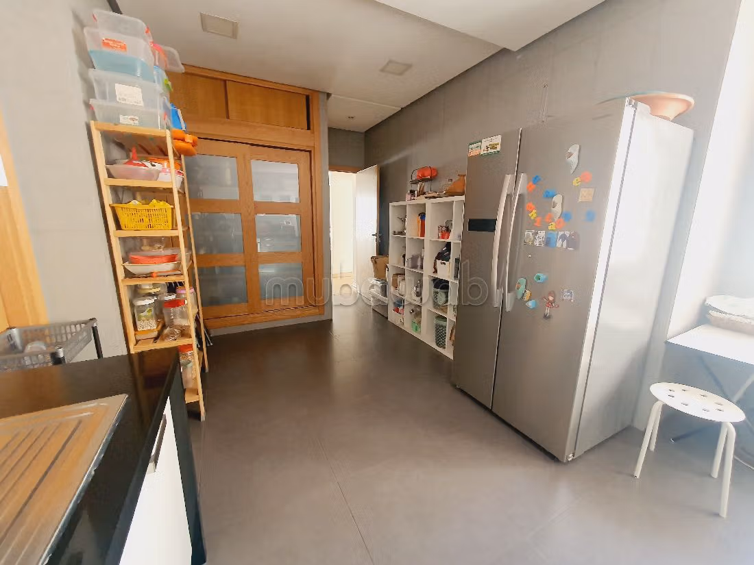 Splendido appartamento in vendita a Racine. Superficie di 143 m². Ascensore e posto auto. 