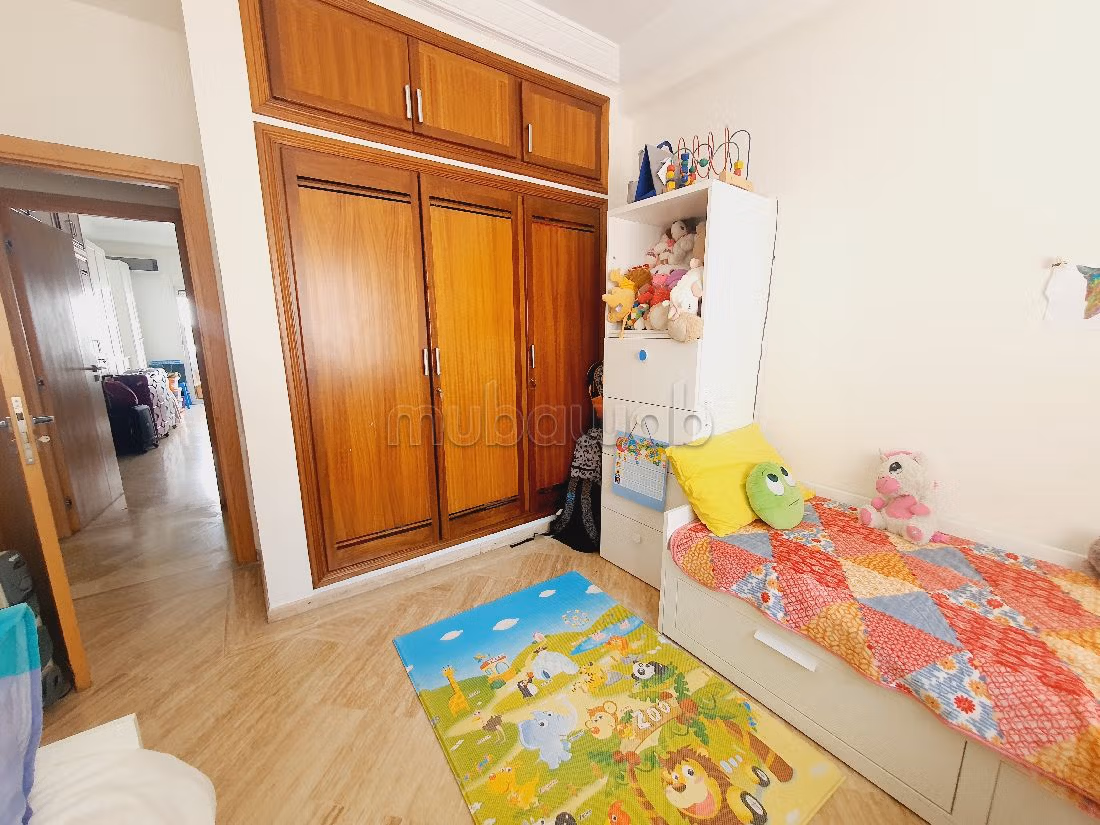 Splendido appartamento in vendita a Racine. Superficie di 143 m². Ascensore e posto auto. 
