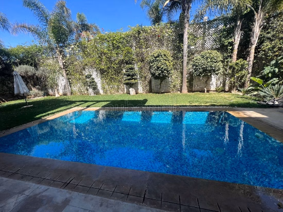 Detached gorgeous villa in bousekoura