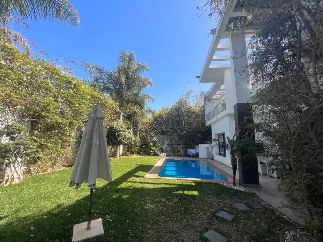 Detached gorgeous villa in bousekoura