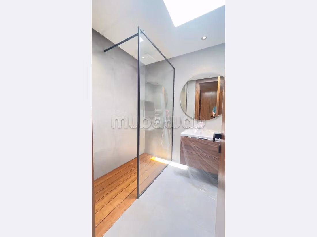 Villa neuve standing a louer a souissi