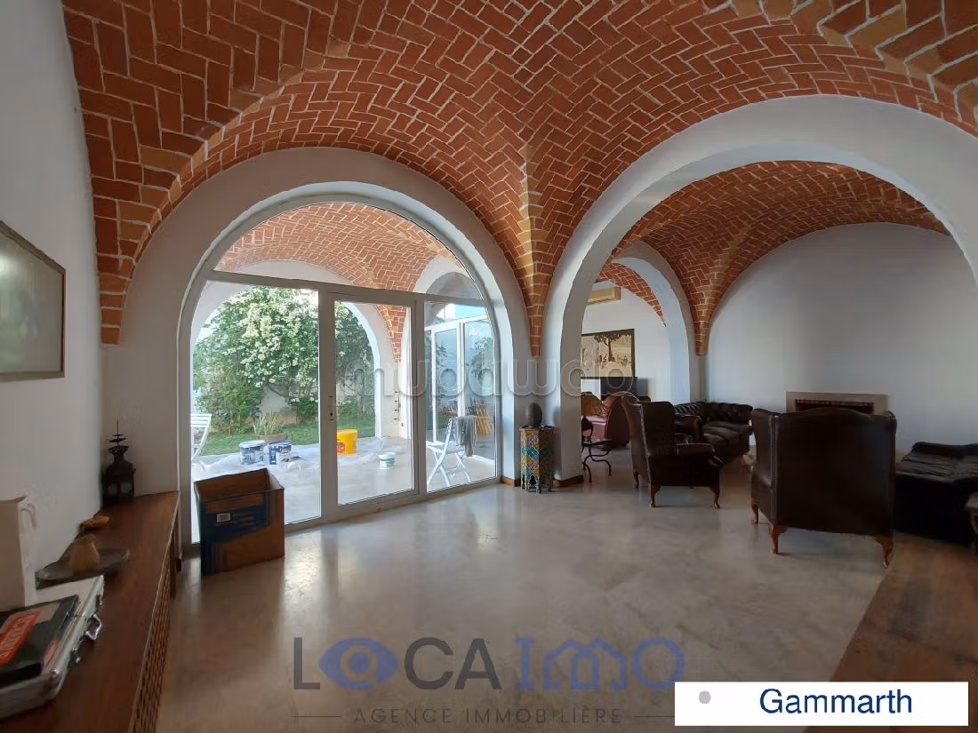 Straordinaria casa di lusso in affitto a Gammarth. Superficie di 600 m². 