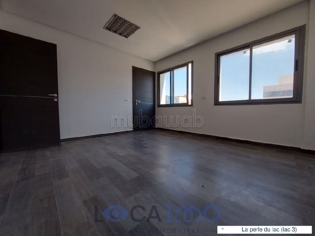 A louer un open space de 760 m² au Lac 3
