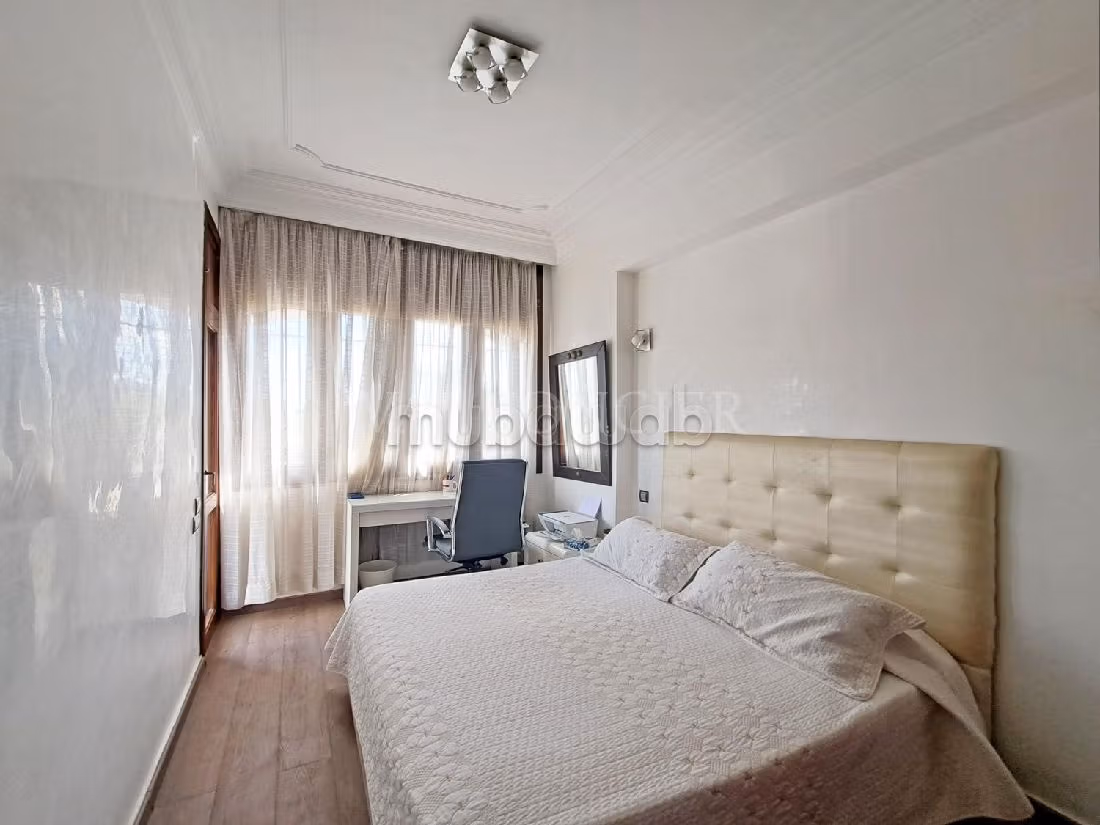 Eccezionale casa di lusso in affitto. Superficie totale 250 m². ammobiliato. 