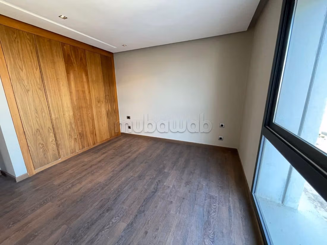 3 chambres vide sans vis à vis à louer à CFC