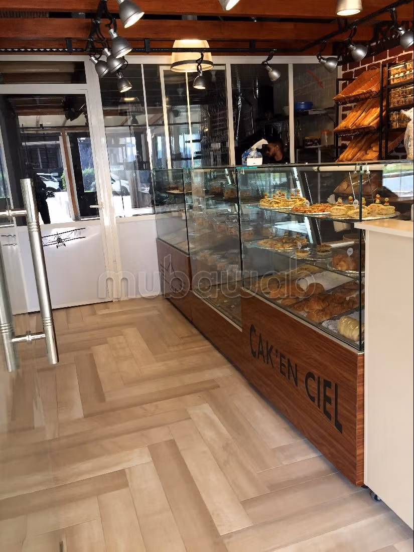 مكاتب ومحلات للبيع بالنواصر. المساحة 42 م². جو مكيف. 