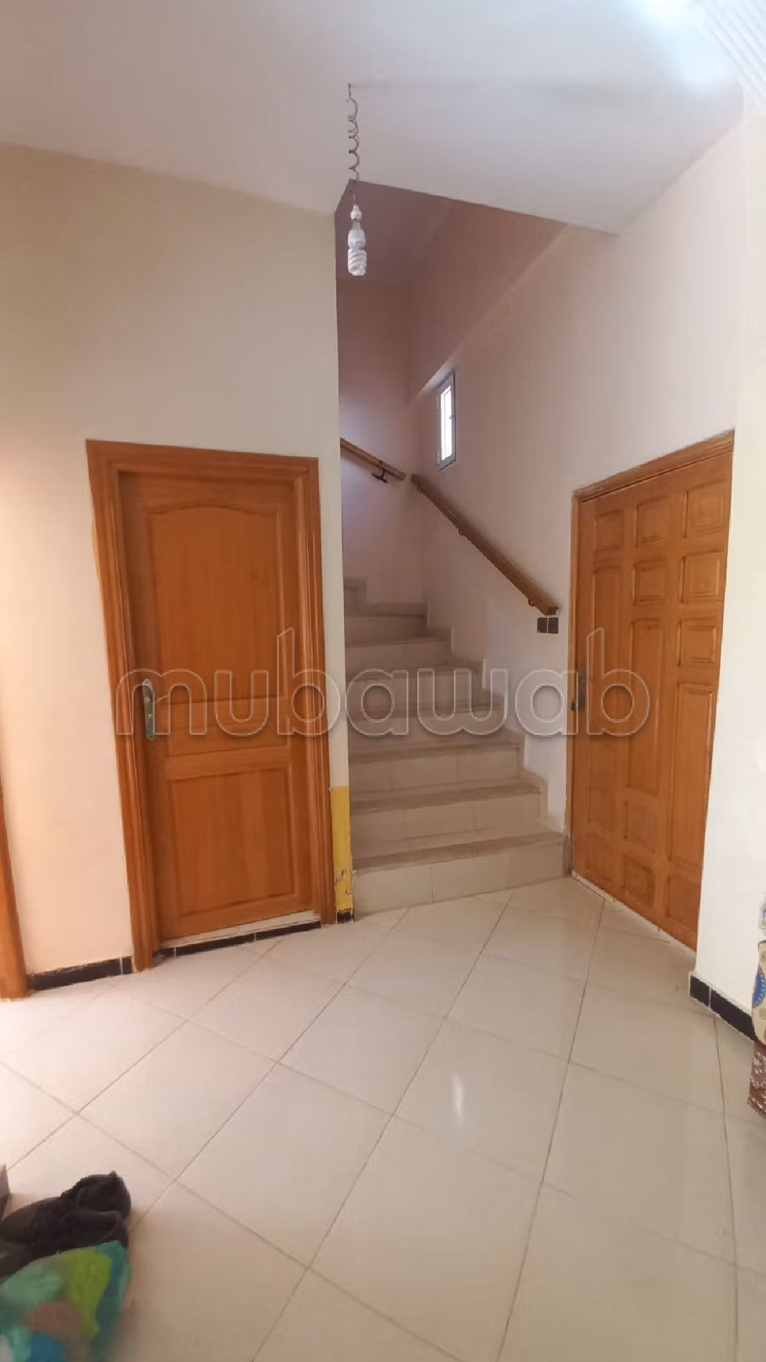 Acquista casa. 4 locali. ammobiliato.