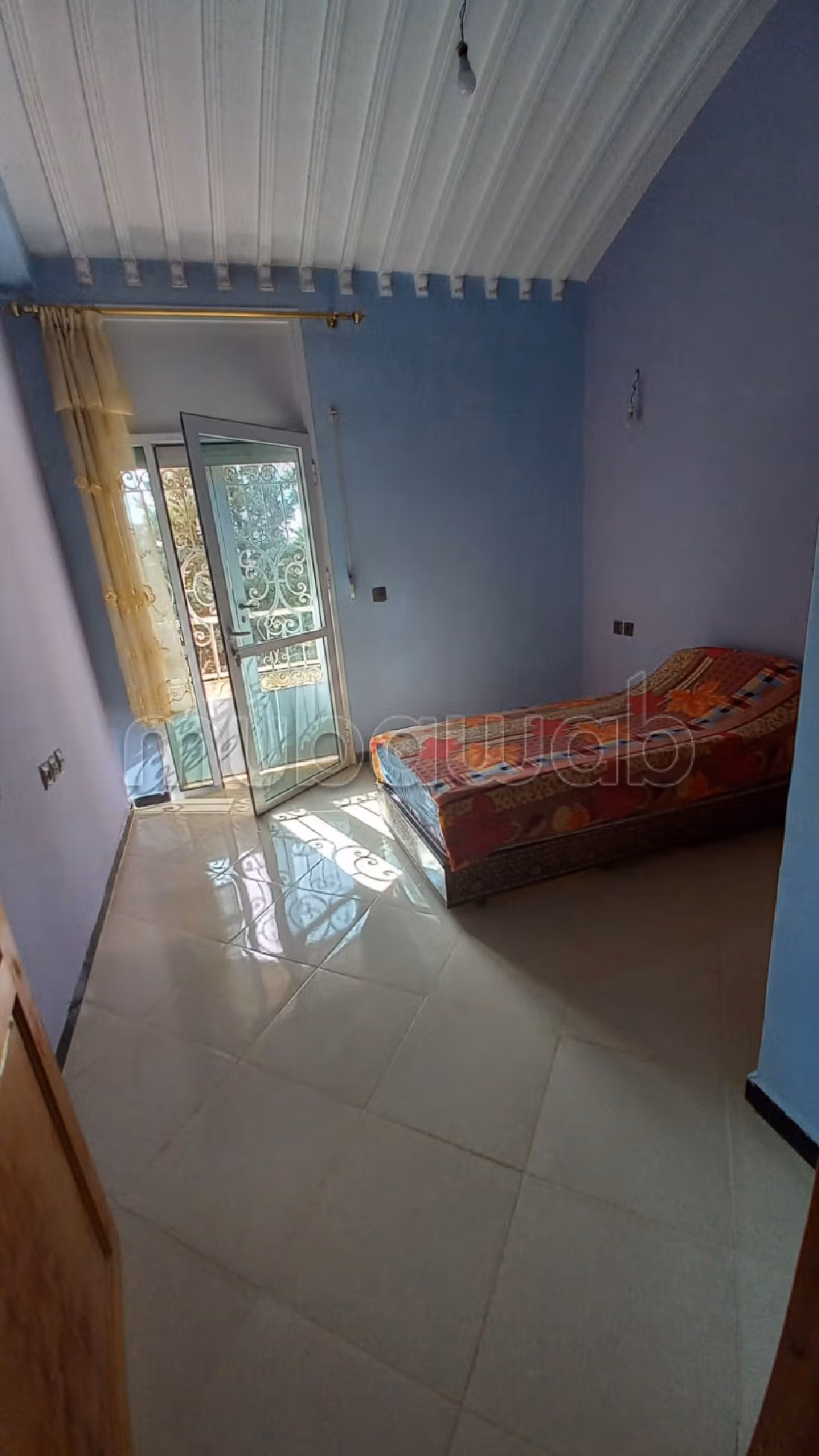 Acquista casa. 4 locali. ammobiliato.