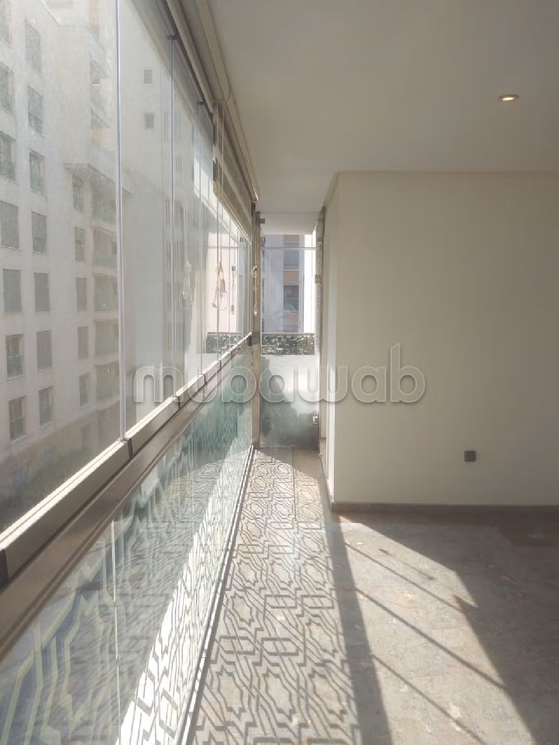 Magnífico piso en venta en Casablanca Finance City. 3 dormitorios. Servicio de conserjería y aire condicionado
