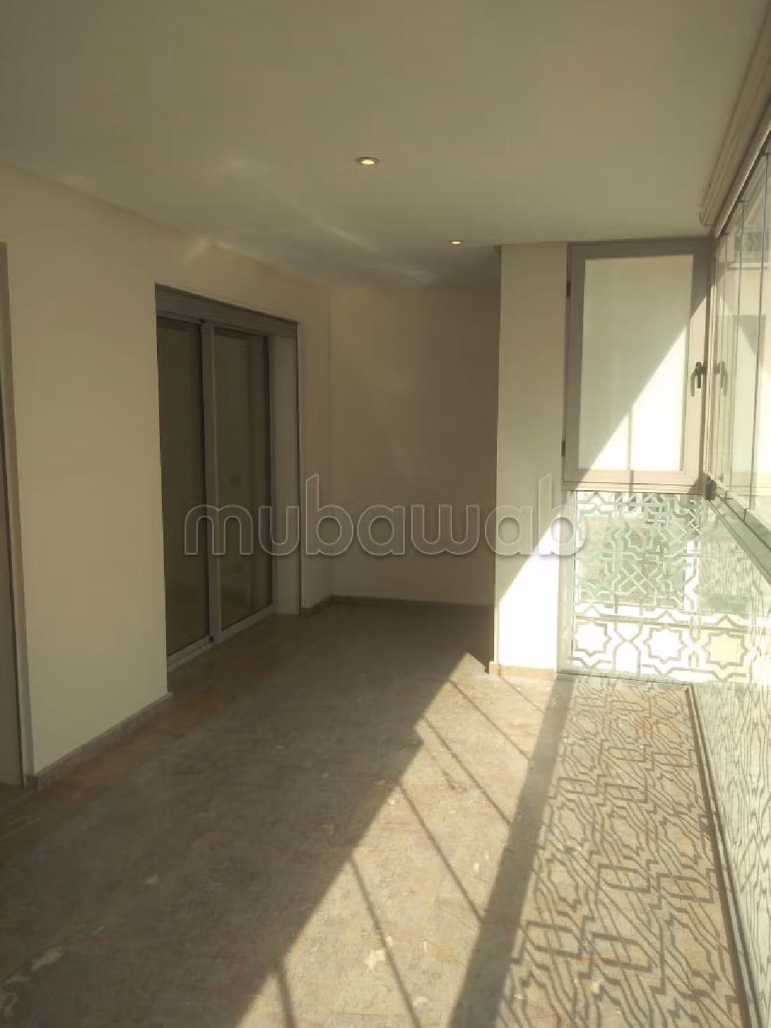 Magnífico piso en venta en Casablanca Finance City. 3 dormitorios. Servicio de conserjería y aire condicionado