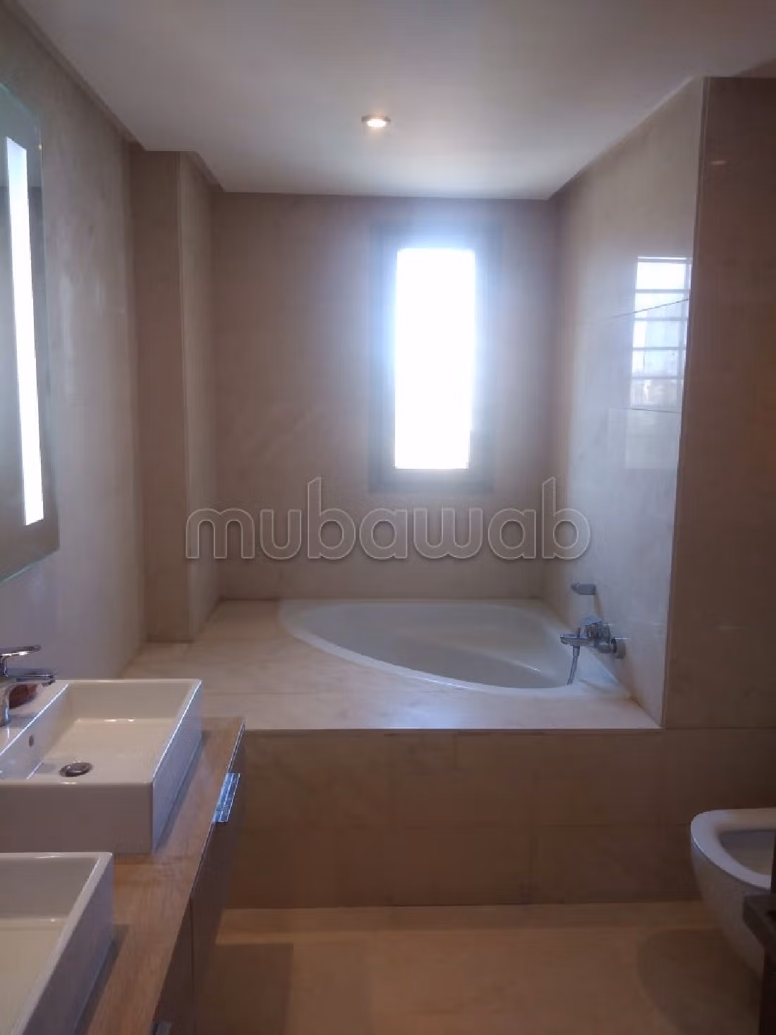 Magnífico piso en venta en Casablanca Finance City. 3 dormitorios. Servicio de conserjería y aire condicionado