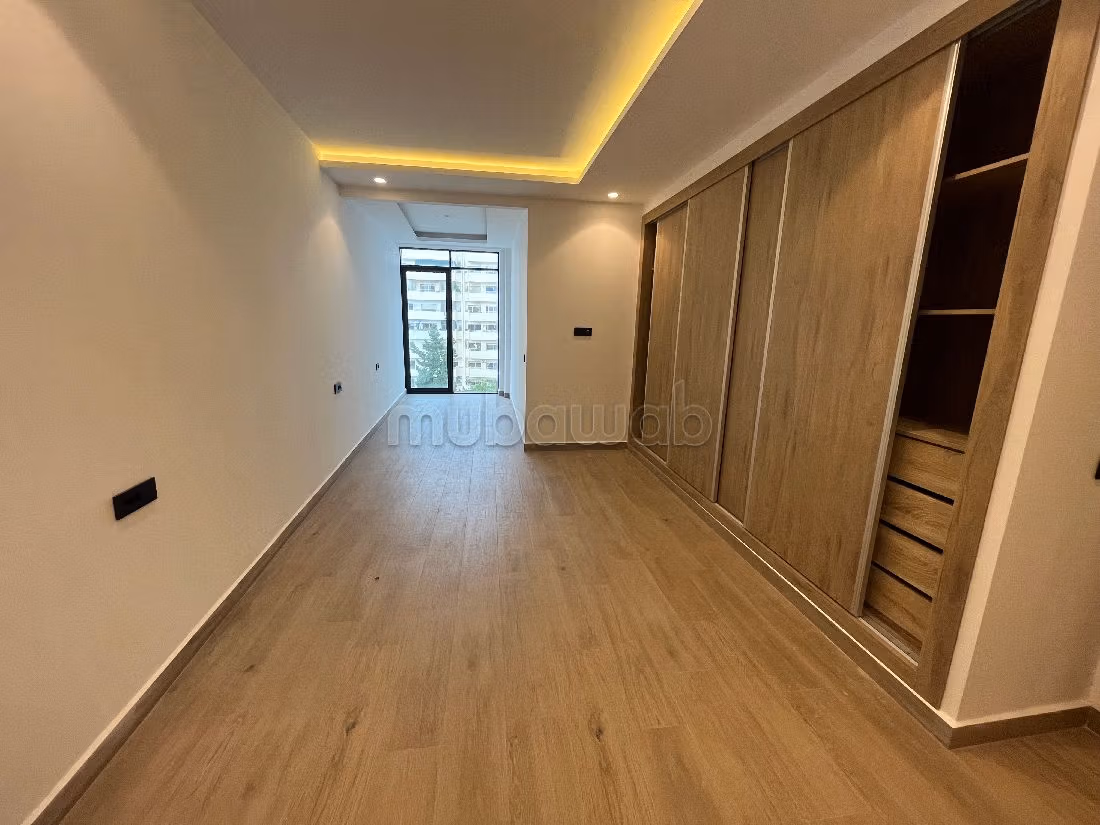 Joli appartement de 3 chambres en location