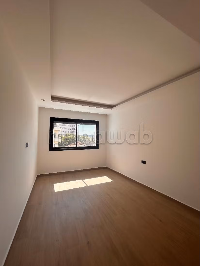 Joli appartement de 3 chambres en location