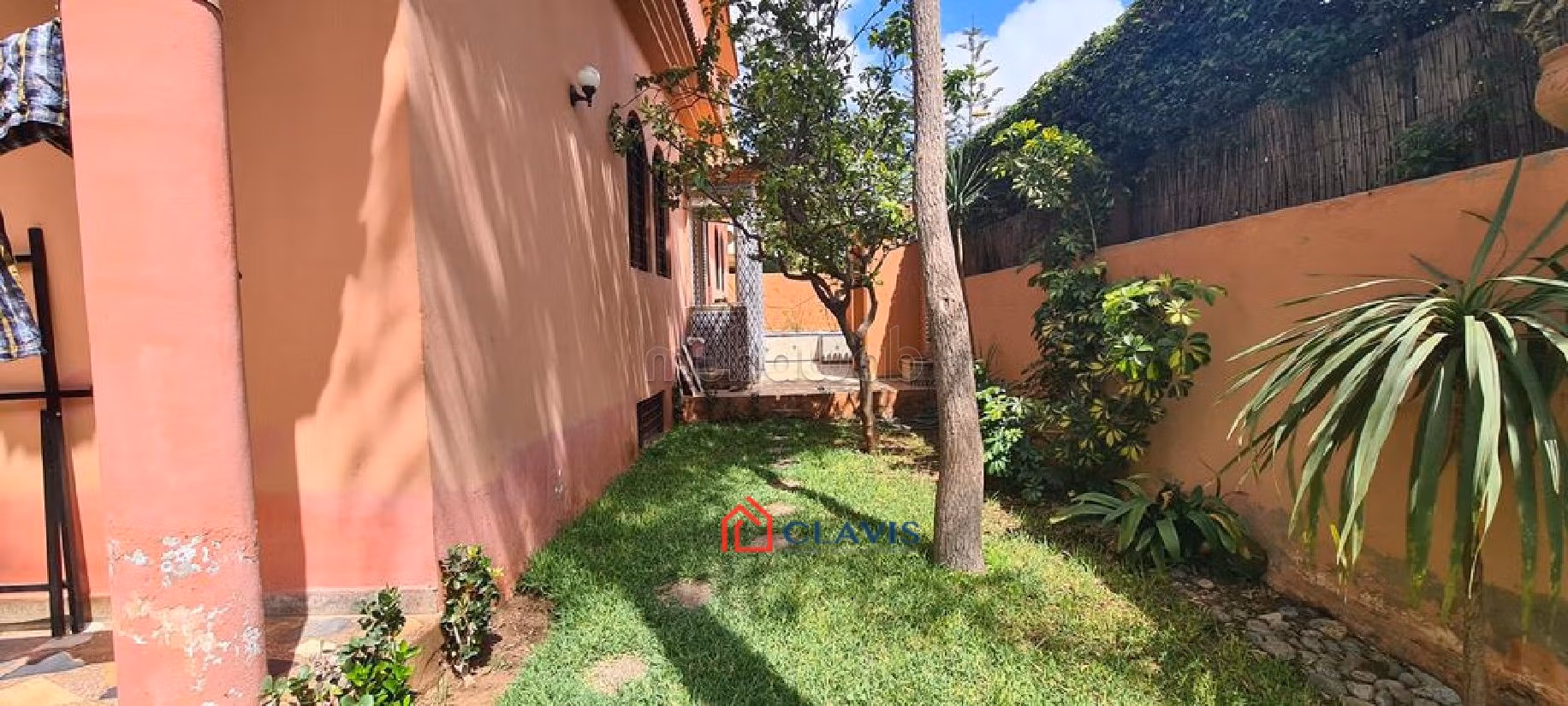 Villa di lusso in vendita a Yasmina. 4 camere. Giardino, terrazzo. 