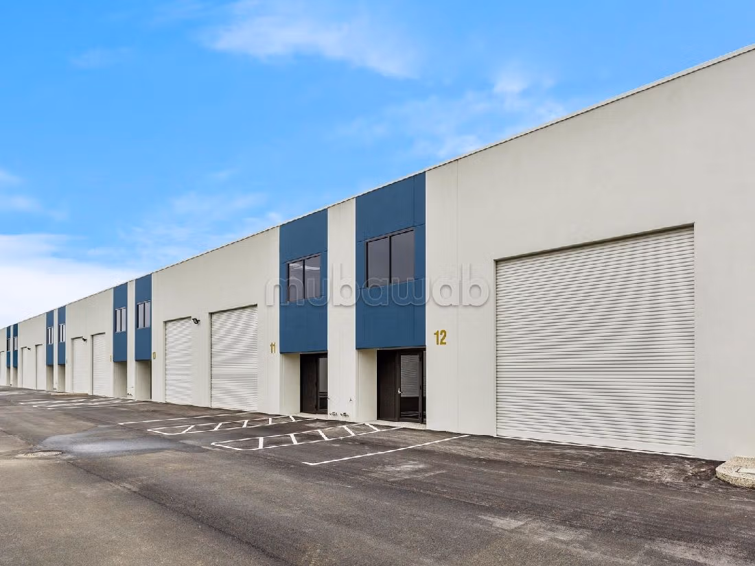 Offices & shops to rent. Small area 2500 m². Security. 