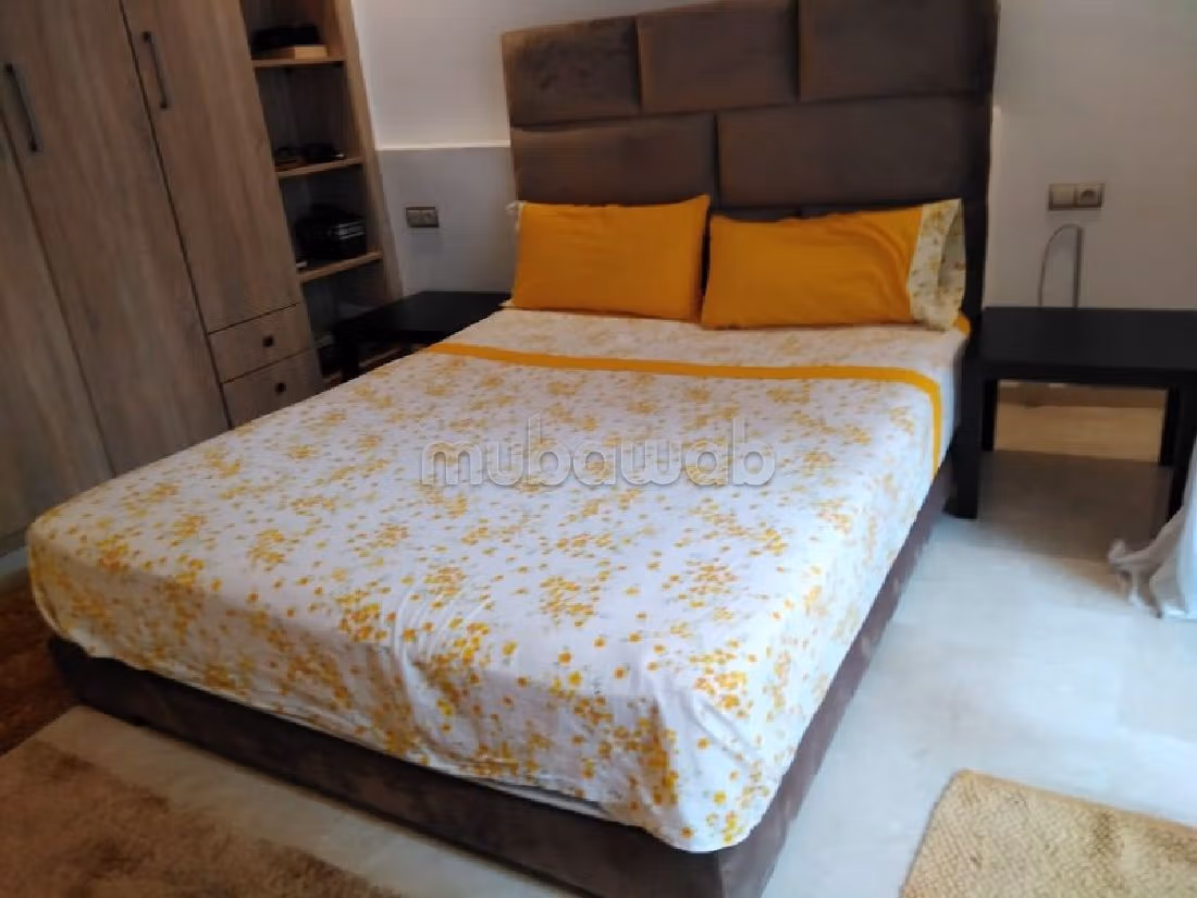 Flat for rent in Gauthier. Dimension 115 m². Dressing room