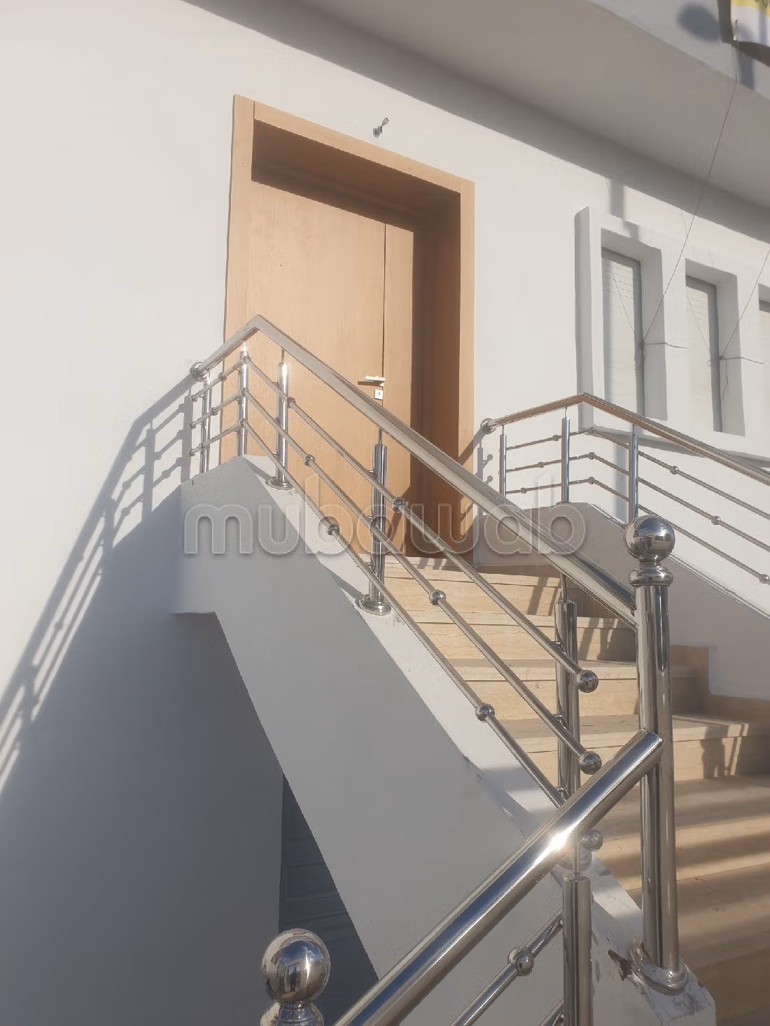 Te koop: villa's en luxe woningen in Hay Al Kamal. Oppervlakte 300 m². Garage en terras