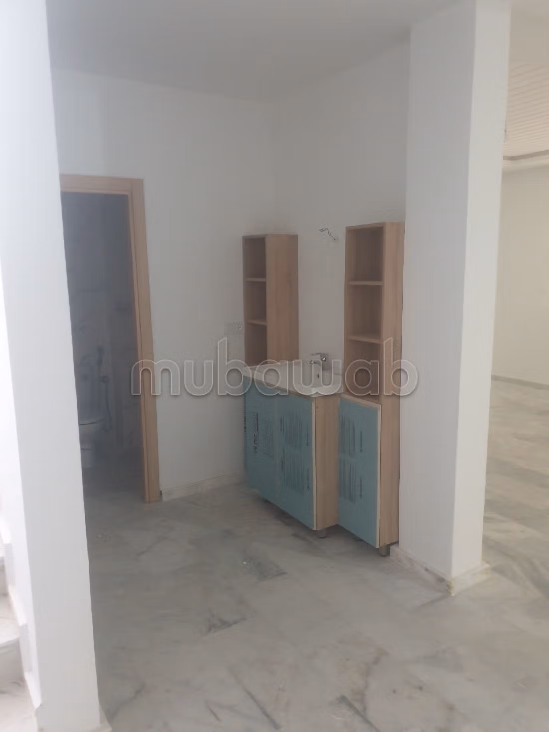 Te koop: villa's en luxe woningen in Hay Al Kamal. Oppervlakte 300 m². Garage en terras