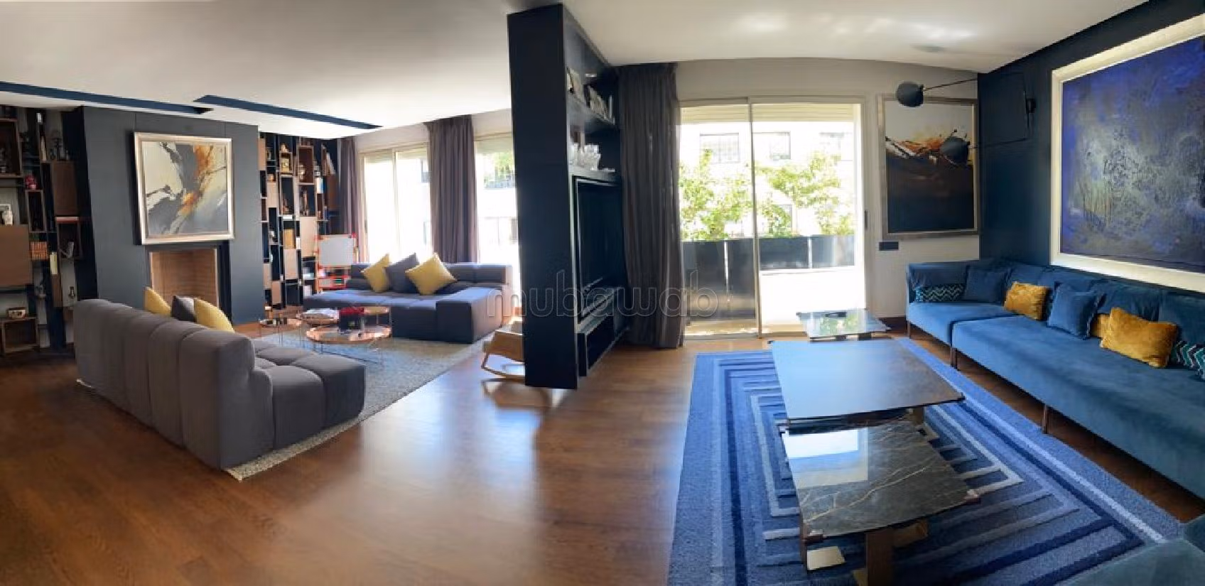 Apartment to purchase in Racine. Area 198 m². Carpark and elevator. 