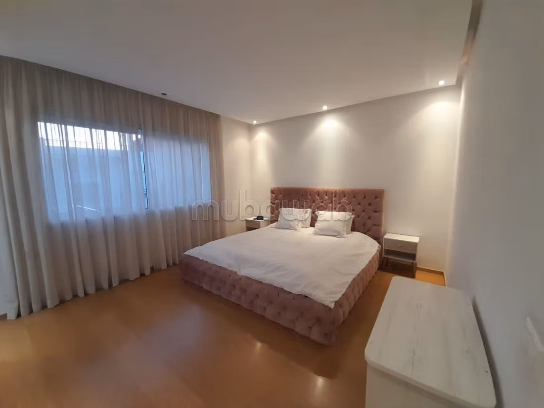 فيلا ممتازة للإيجار بسيدي معروف. 6 قطع رائعة. مفروشة.