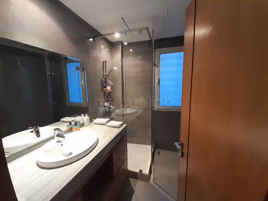 فيلا ممتازة للإيجار بسيدي معروف. 6 قطع رائعة. مفروشة.