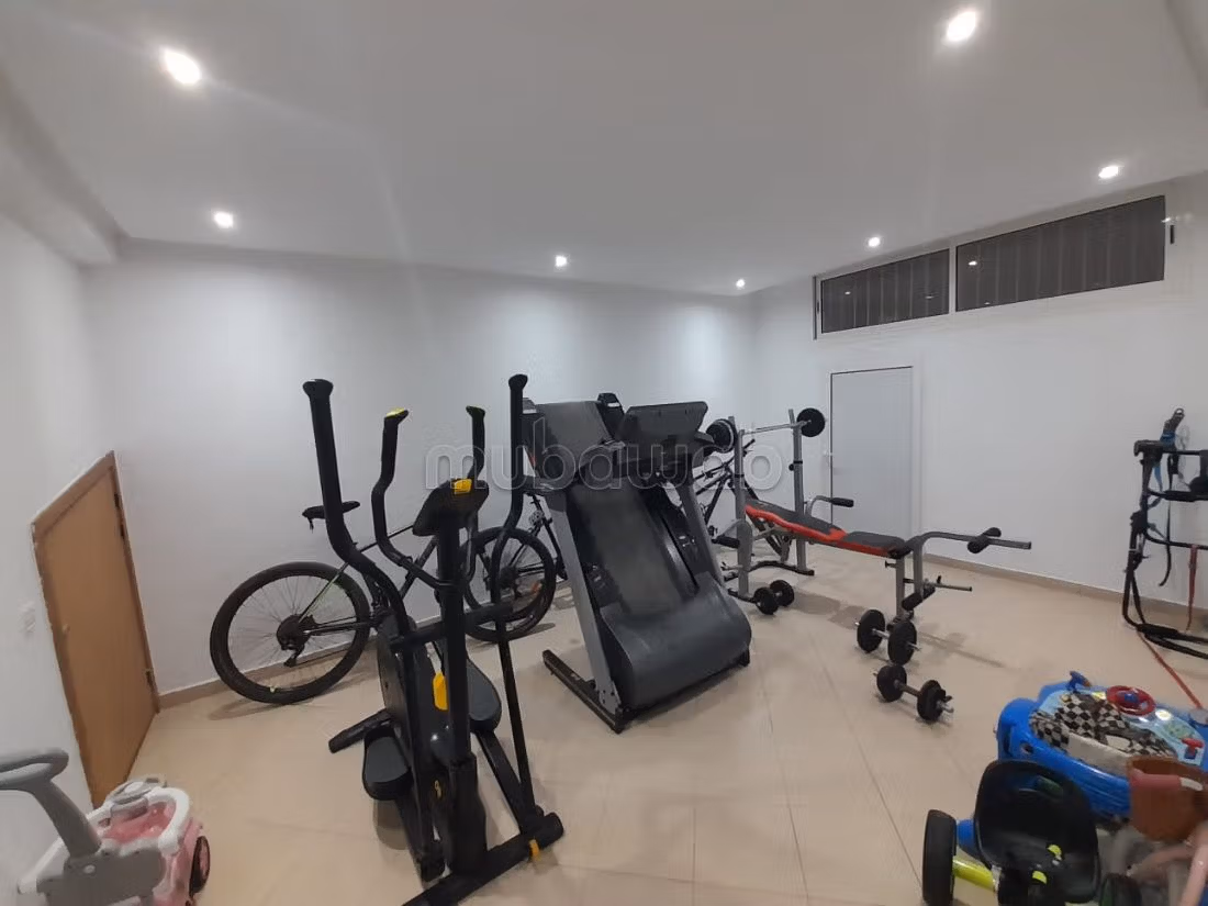 فيلا ممتازة للإيجار بسيدي معروف. 6 قطع رائعة. مفروشة.