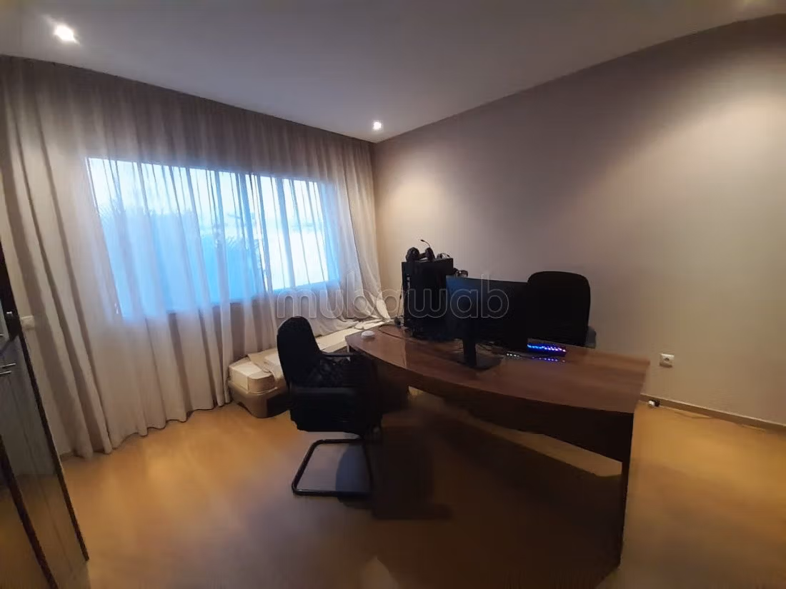 فيلا ممتازة للإيجار بسيدي معروف. 6 قطع رائعة. مفروشة.