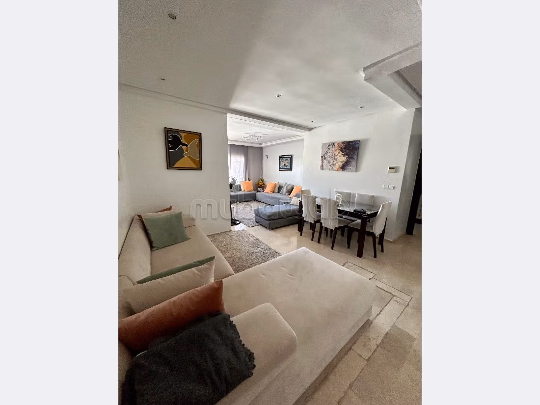 Splendido appartamento da acquistare a El Manar El Hank. 3 camere. Ascensore e garage