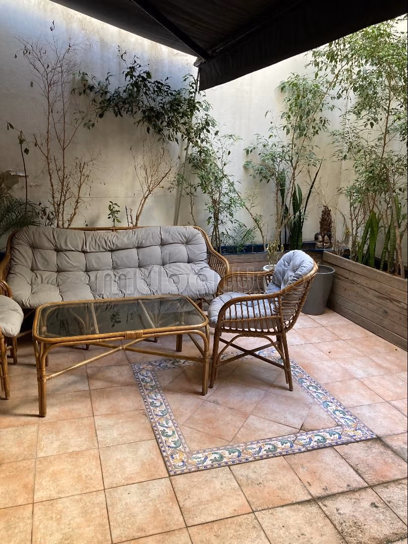 Appartement à Louer de 175.0 m² à Casablanca, Triangle D'Or