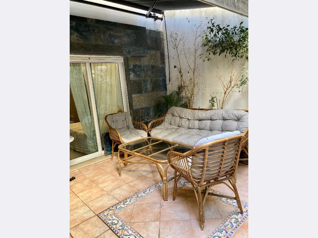 Appartement à Louer de 175.0 m² à Casablanca, Triangle D'Or