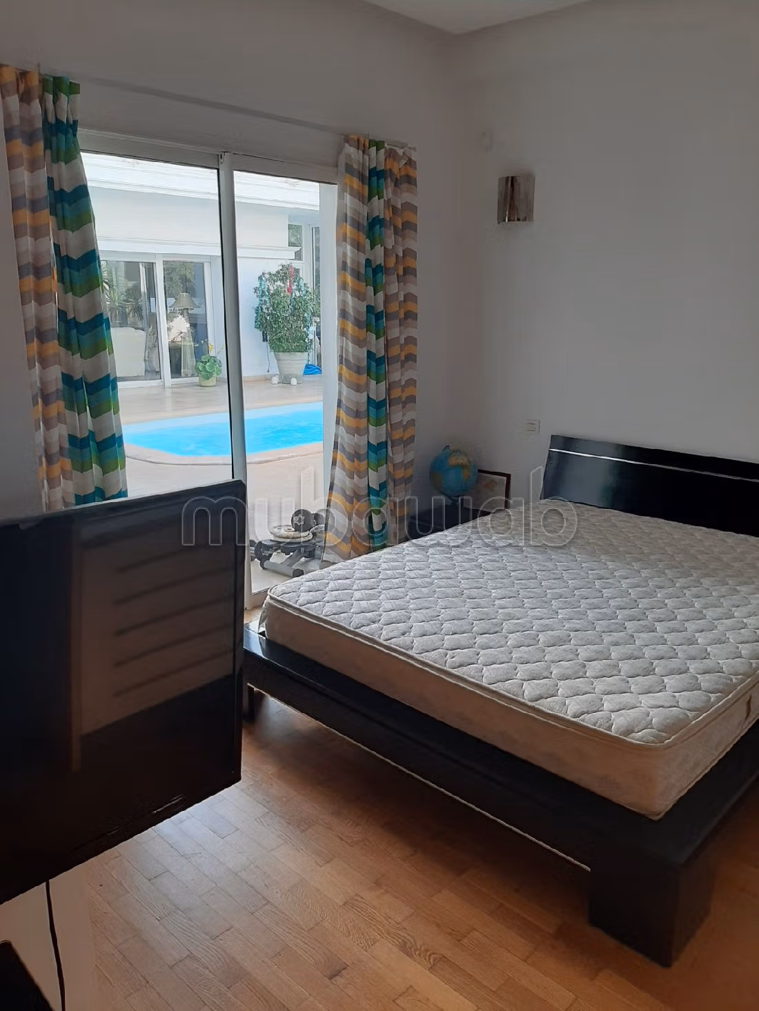 Alquiler villa de lujo en Plage rose marée. 5 habitaciones. Sistema parabólico y salón de estilo marroquí. 