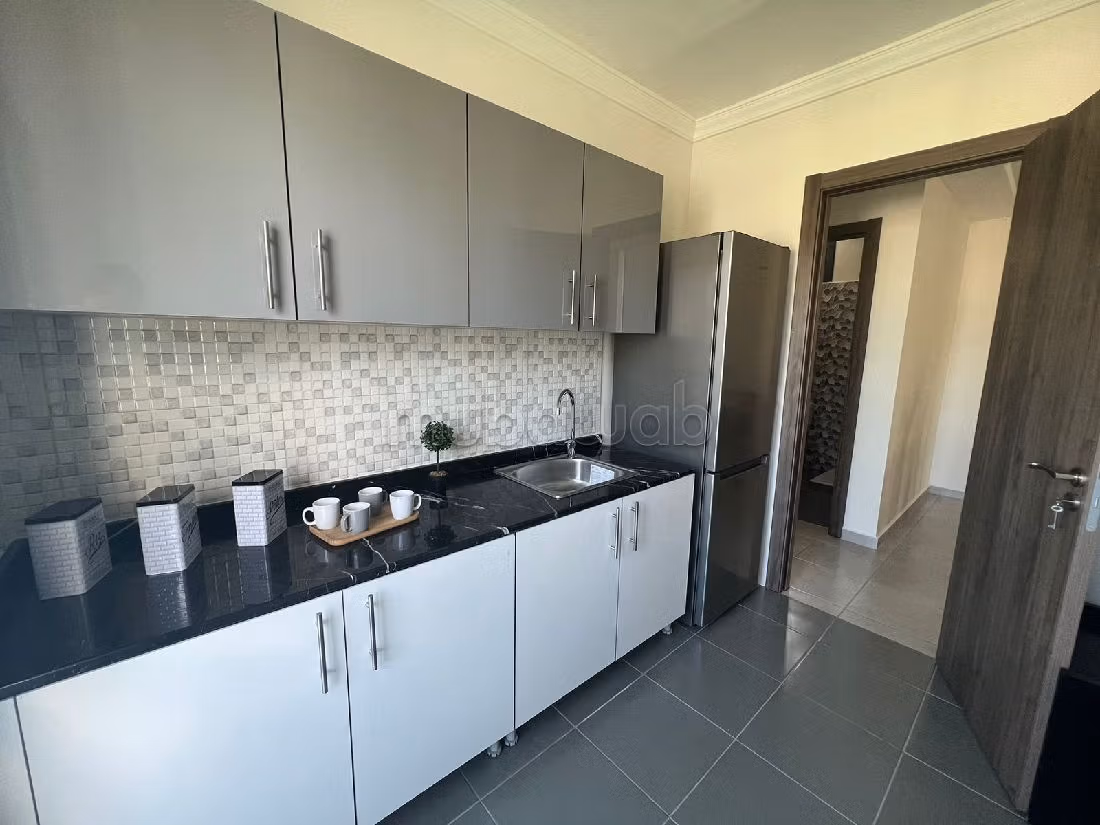 شقة جميلة للبيع ب بوخالف. المساحة 54 م². بيئة هادئة مع إطلالة على الجبل ، باب آمن. 