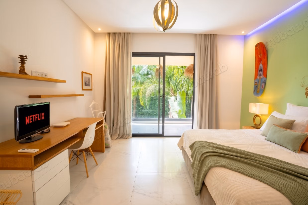 Top emplacement: grande Villa à louer meublée, 6 Ch, proche Morocco mall
