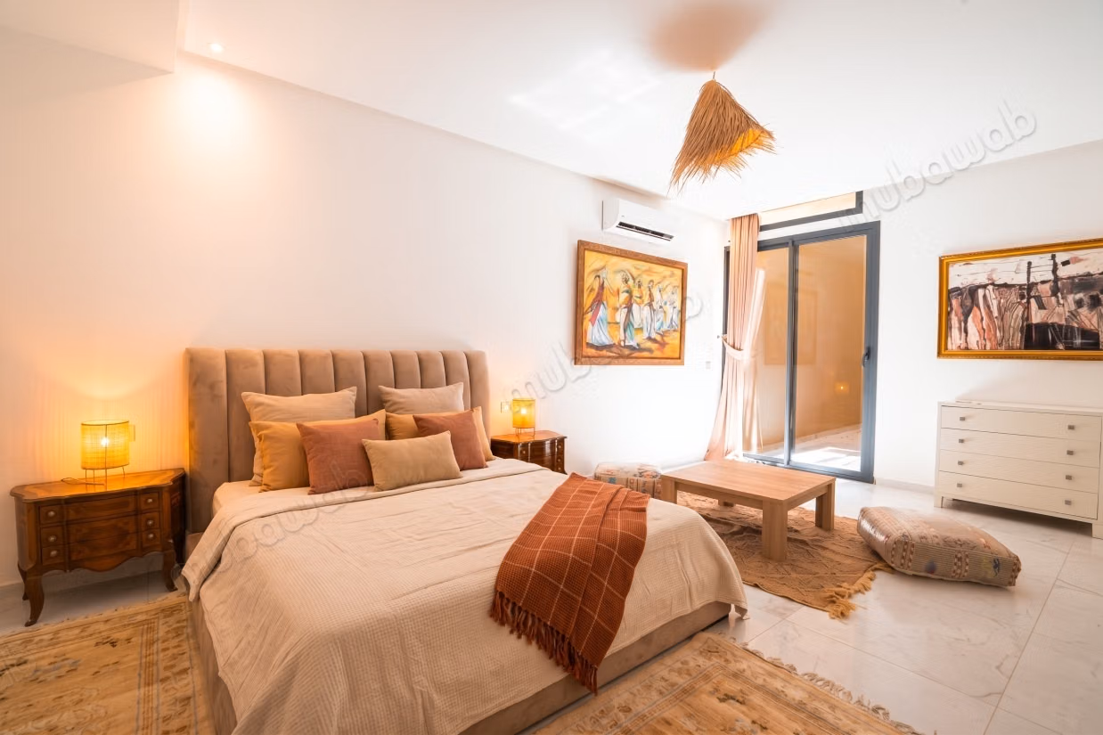 Top emplacement: grande Villa à louer meublée, 6 Ch, proche Morocco mall