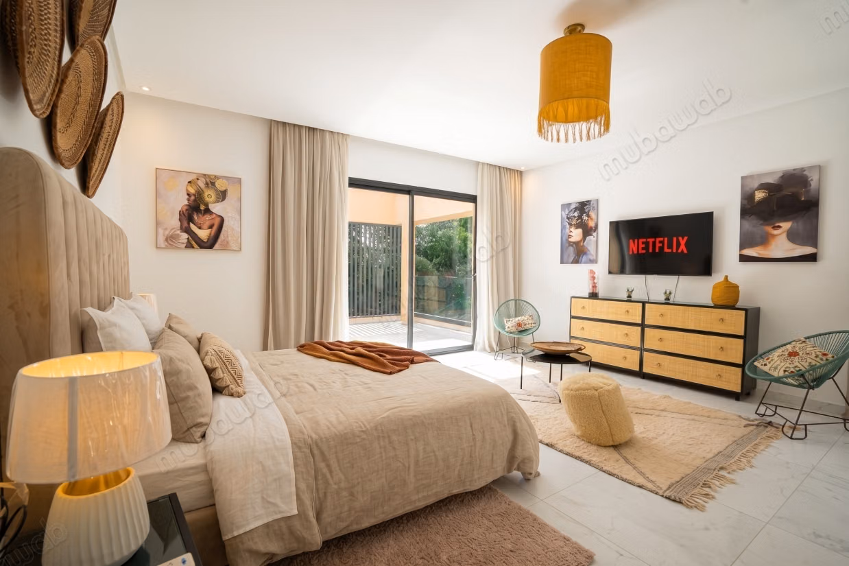 Top emplacement: grande Villa à louer meublée, 6 Ch, proche Morocco mall