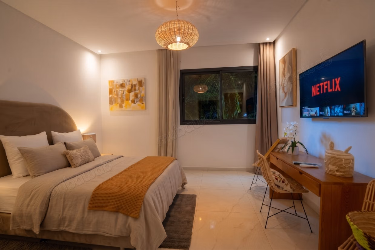 Top emplacement: grande Villa à louer meublée, 6 Ch, proche Morocco mall