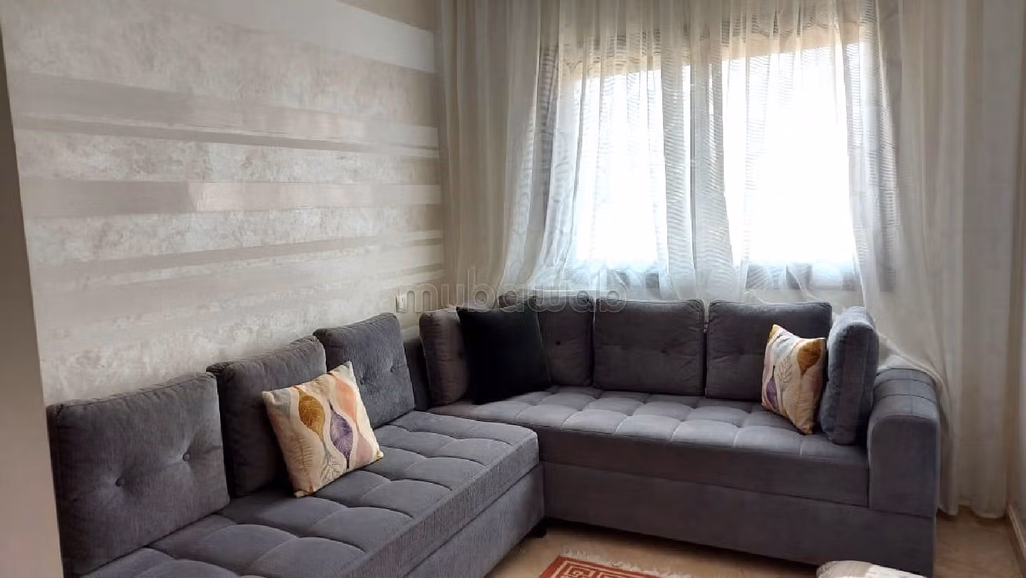 Magnifica villa in vendita a Californie. 3 locali spaziosi. Sistema di sicurezza