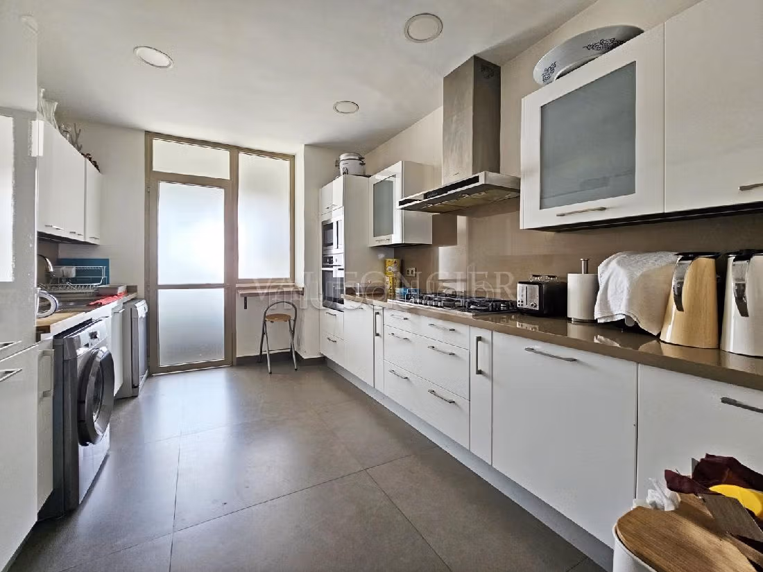 Location exceptionnel appartement 3chambres avec Rooftop et vue sur mer à Ain Diab