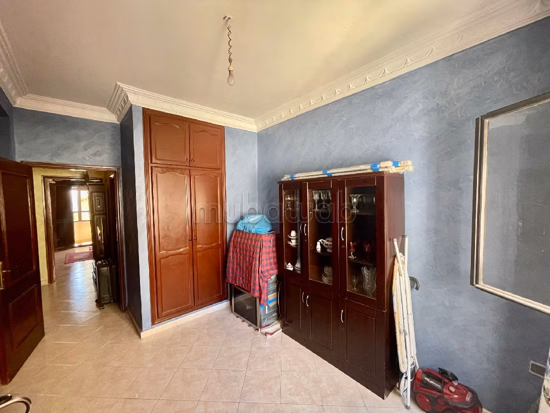 Lovely 3 bedroom apartment to buy in city center